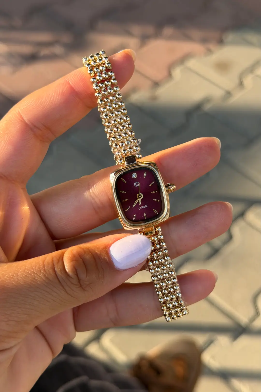 Monica Yeni Sezon Saat - Bordo