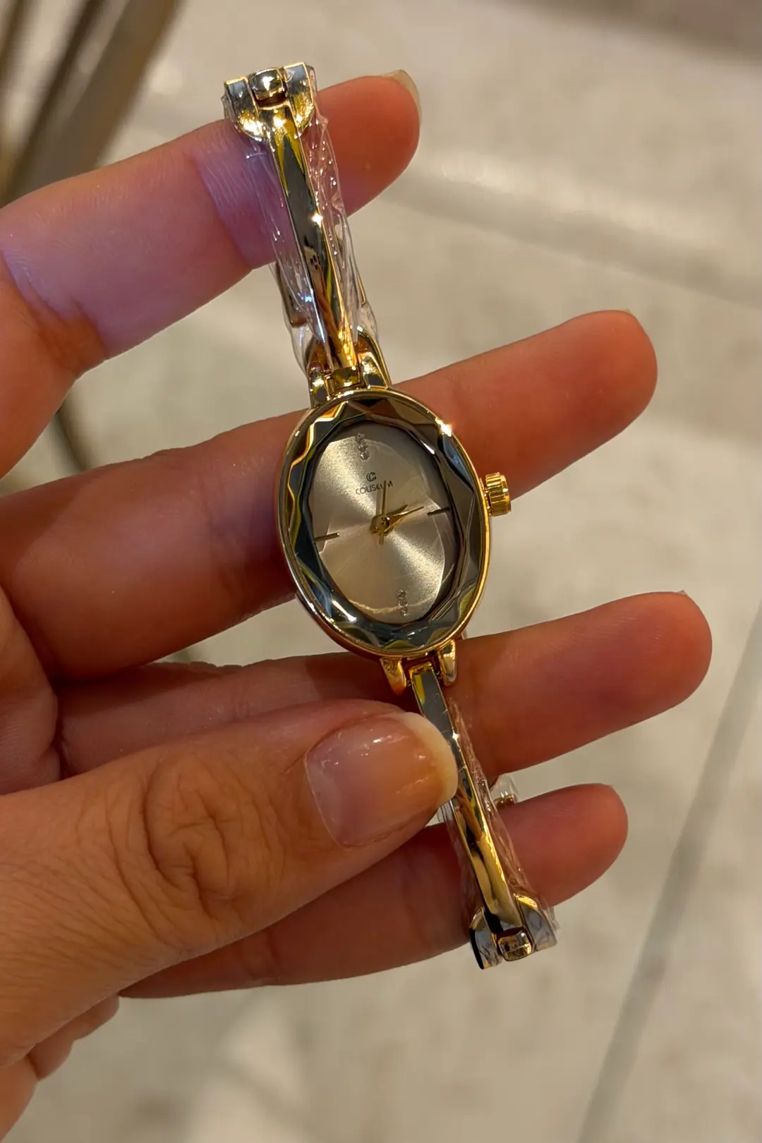Jolie Oval Kasa Çelik Kordon Kadın Kol Saati - Gümüş