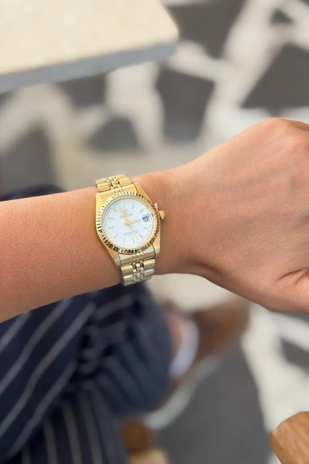 Leo Yeni Sezon Kadın Saat (26mm) - Gold Beyaz