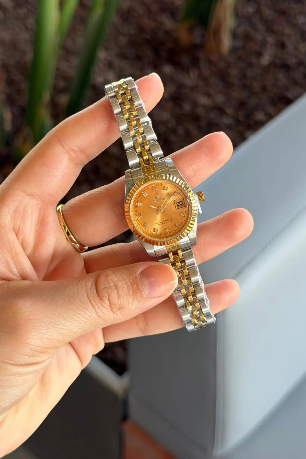 Liora Mini Yuvarlak Kasa Çelik Kordon Kadın Kol Saati